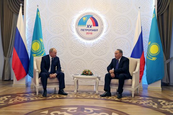 Визит президента РФ В. Путина в Казахстан. День второй