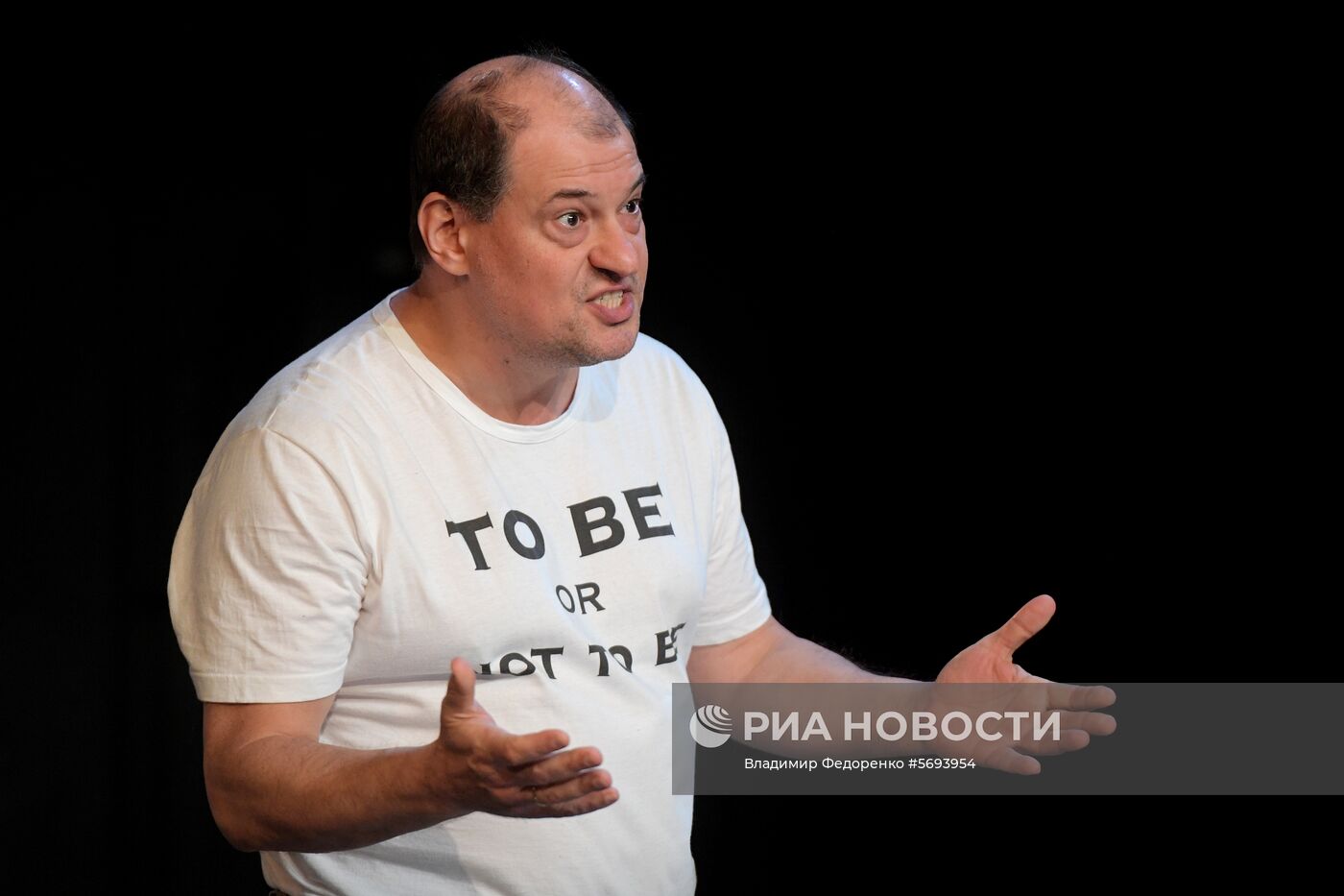 Спектакль "Офелия боится воды" в МХТ им. А.П. Чехова