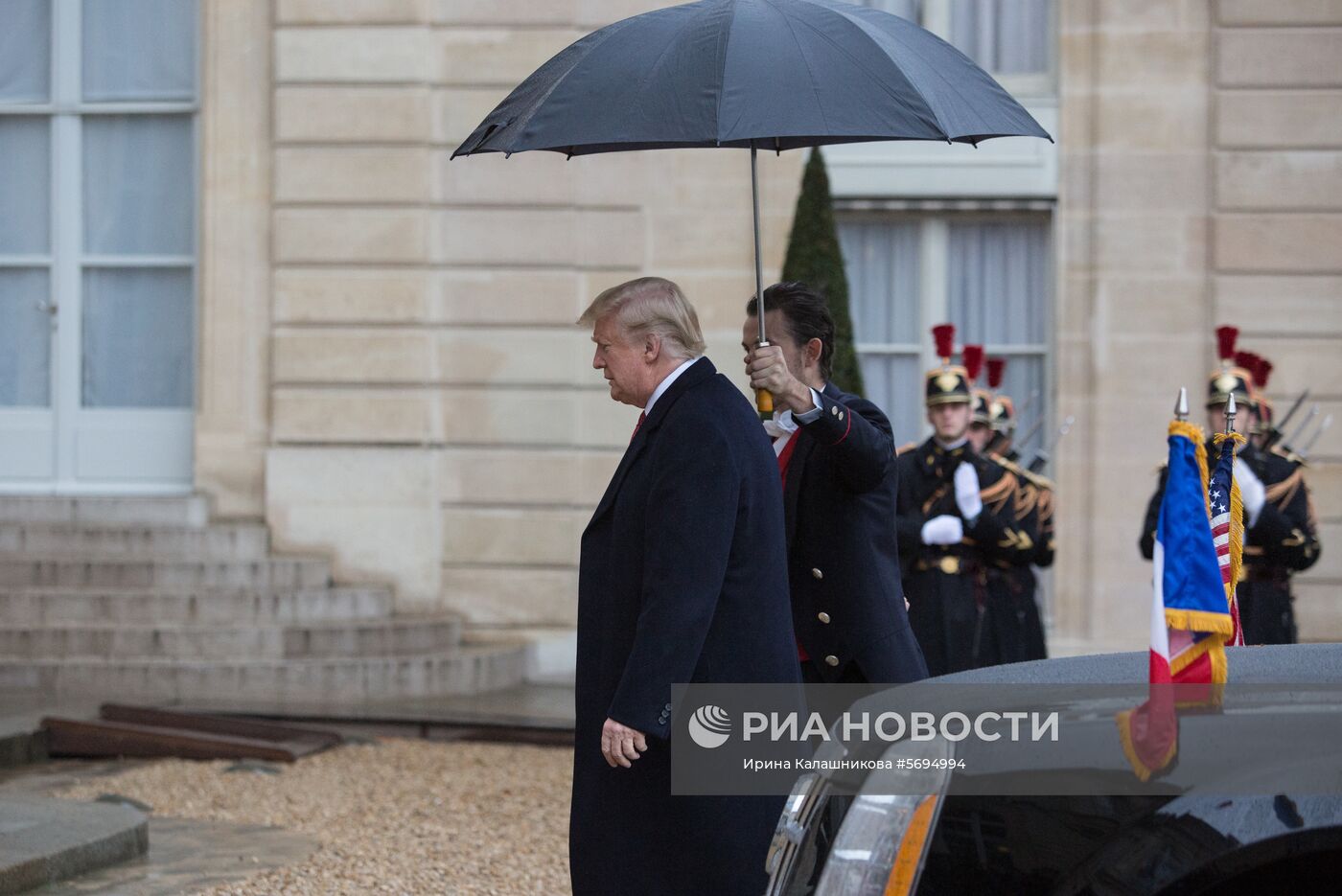 Встреча Э. Макрона и Д. Трампа в Париже