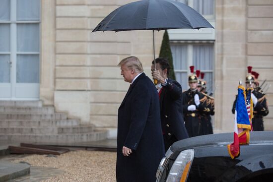 Встреча Э. Макрона и Д. Трампа в Париже