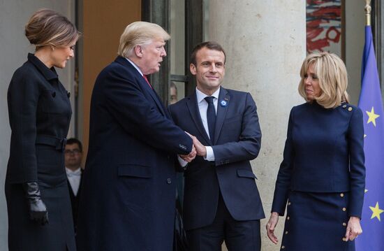 Встреча Э. Макрона и Д. Трампа в Париже