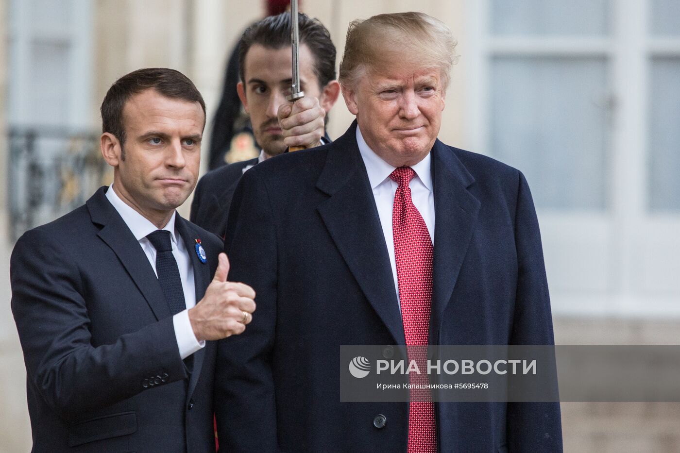 Встреча Э. Макрона и Д. Трампа в Париже