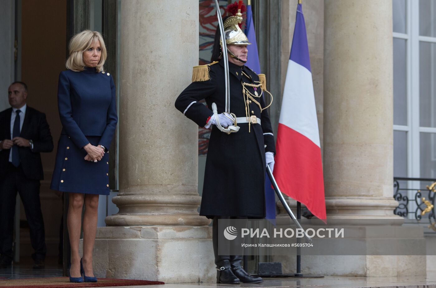 Встреча Э. Макрона и Д. Трампа в Париже