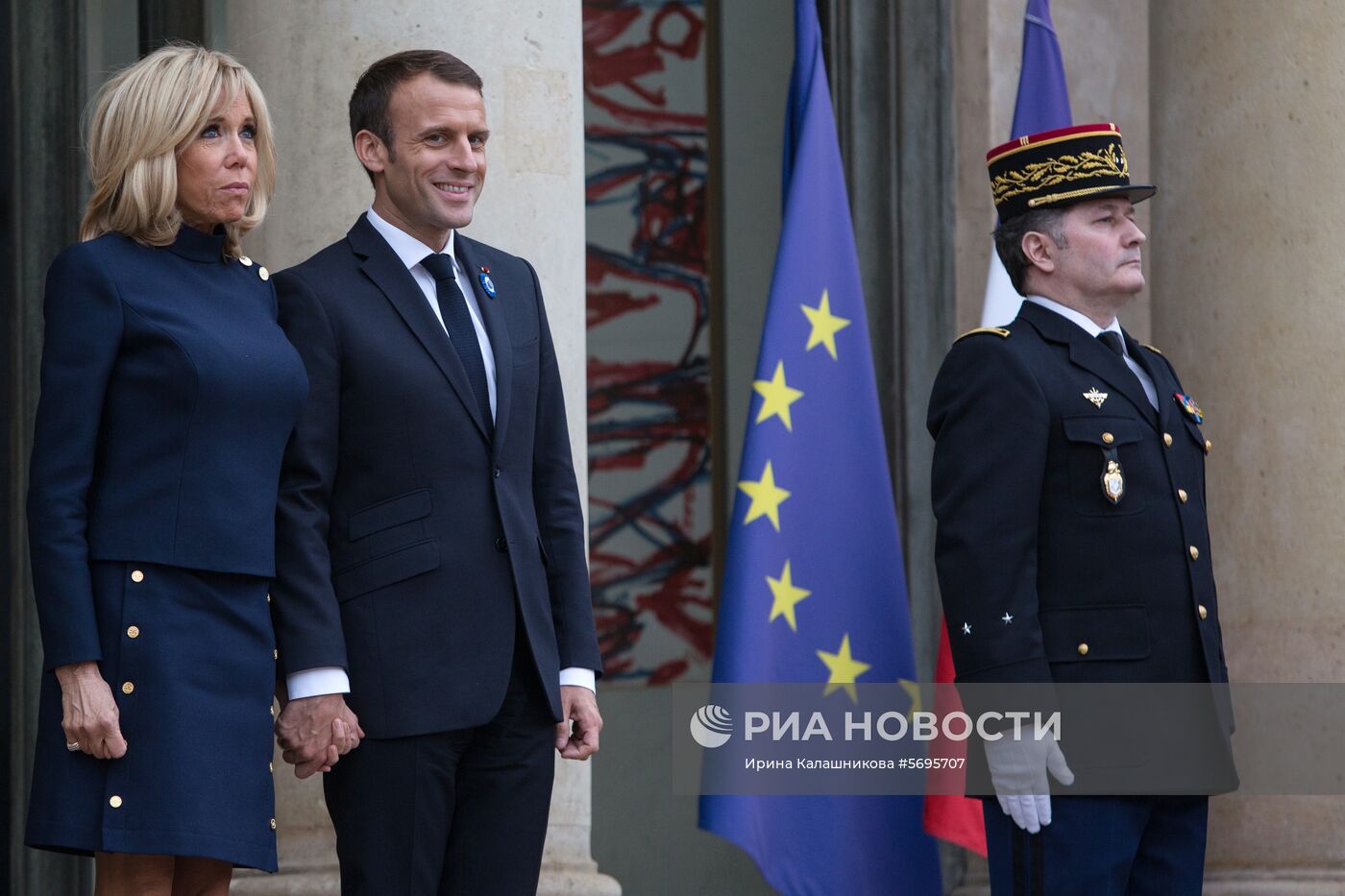 Встреча Э. Макрона и Д. Трампа в Париже