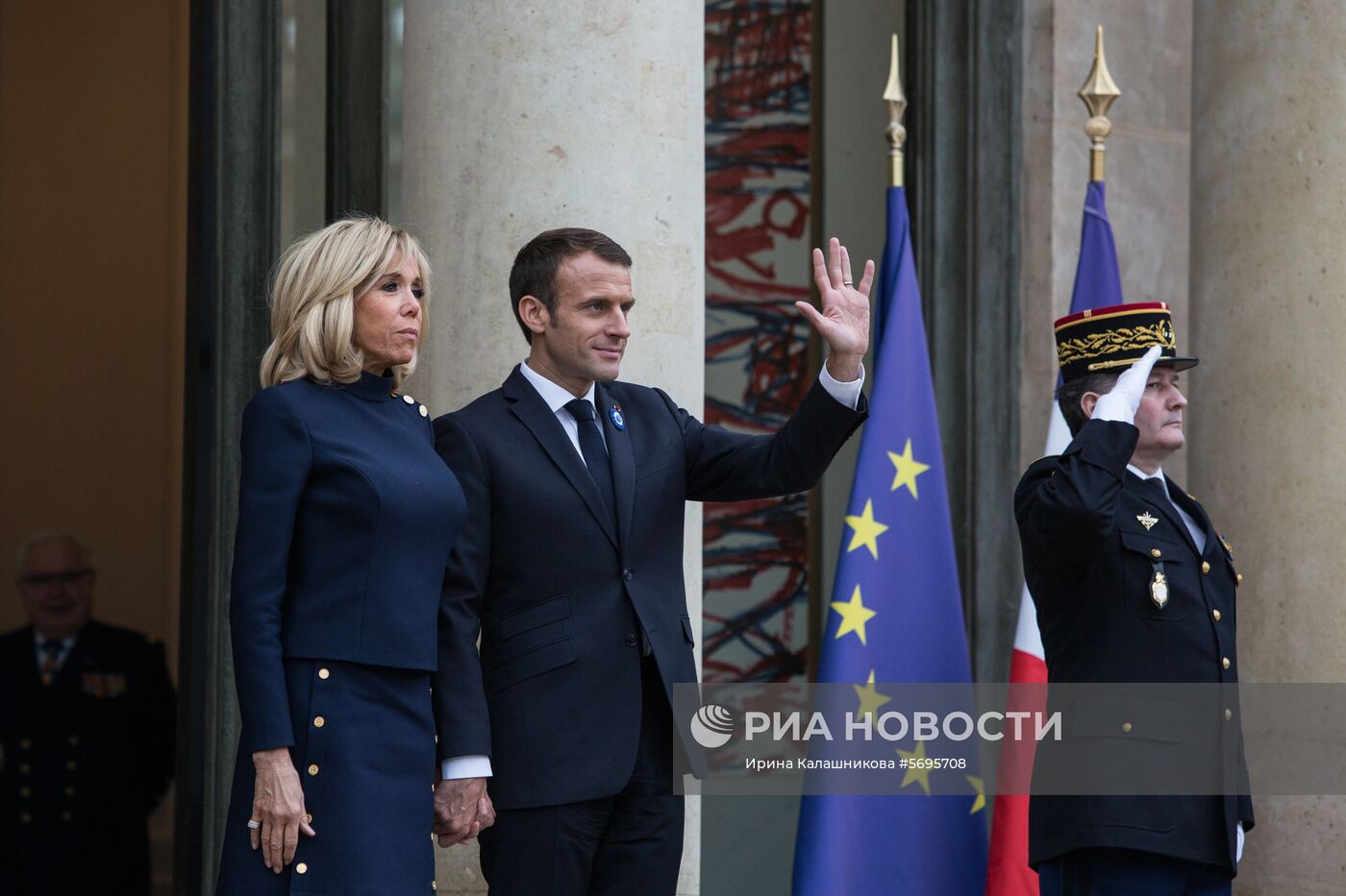 Встреча Э. Макрона и Д. Трампа в Париже