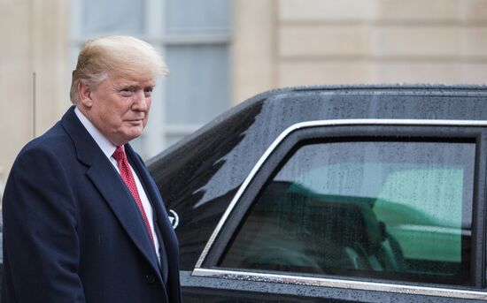 Встреча Э. Макрона и Д. Трампа в Париже