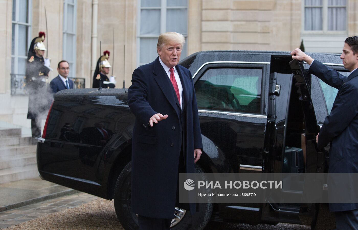 Встреча Э. Макрона и Д. Трампа в Париже