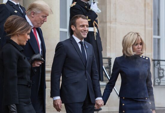 Встреча Э. Макрона и Д. Трампа в Париже