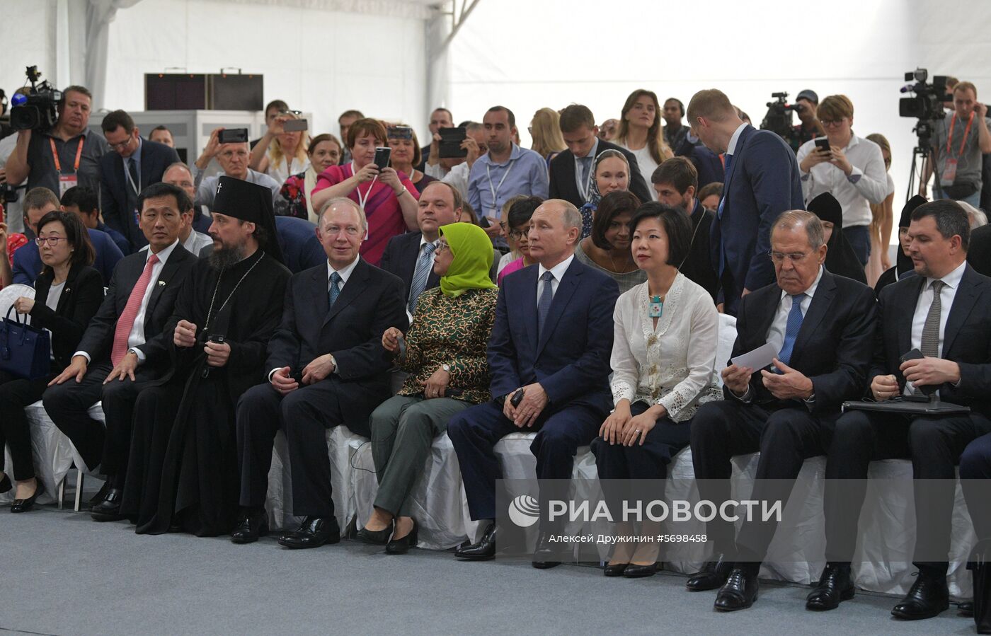 Визит президента РФ В. Путина в Сингапур