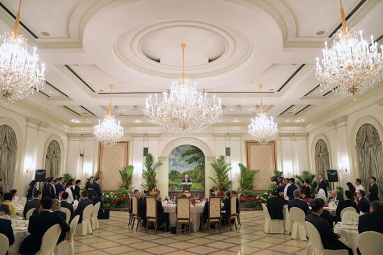 Визит президента РФ В. Путина в Сингапур