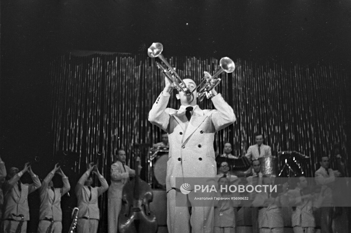 Джаз-оркестр под управлением Эдди Рознера