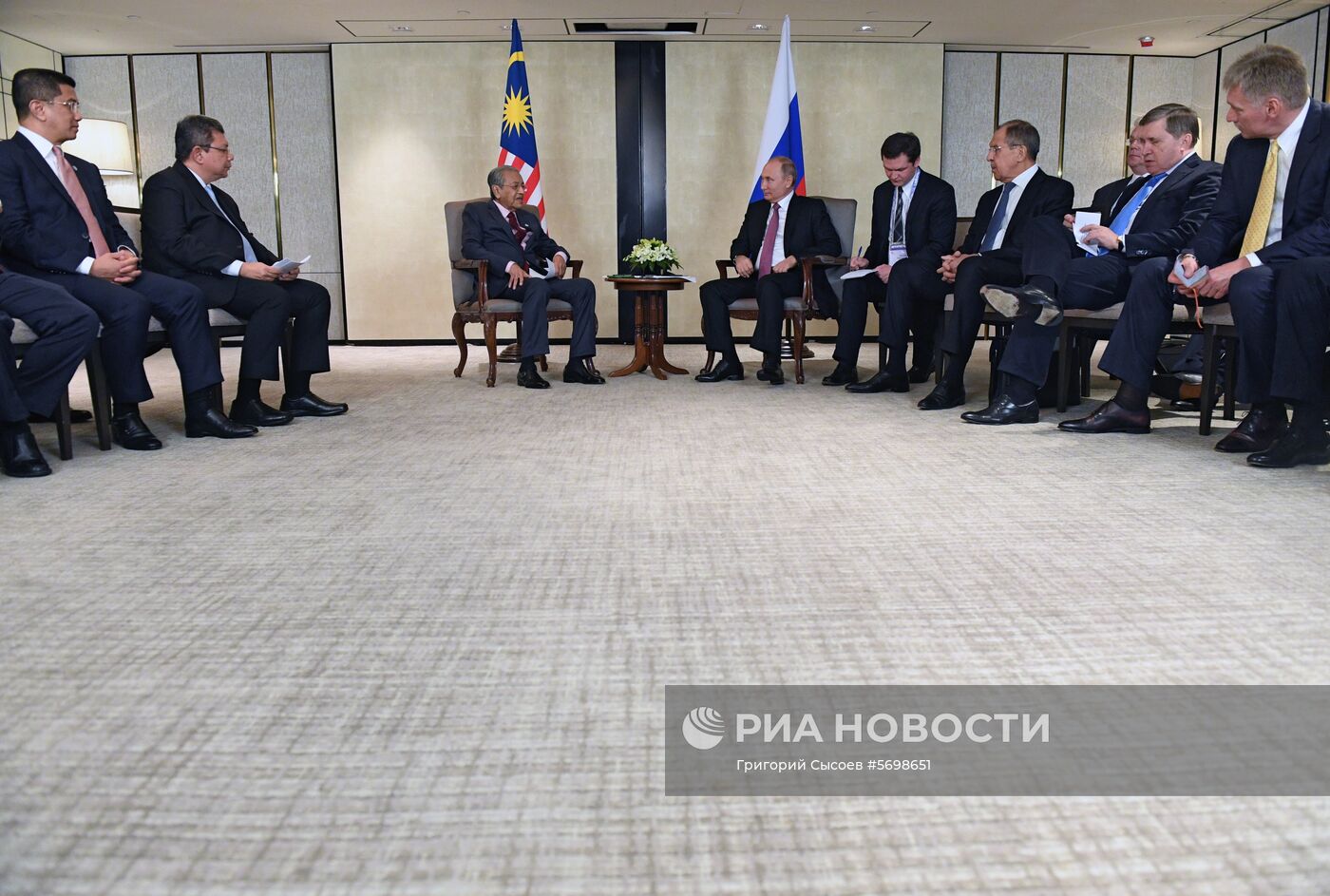 Визит президента РФ В. Путина в Сингапур