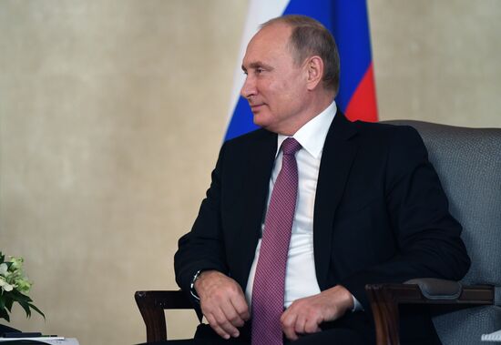 Визит президента РФ В. Путина в Сингапур