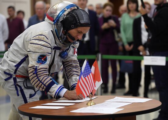 Комплексные экзаменационные тренировки экипажа МКС-58/59. День второй 