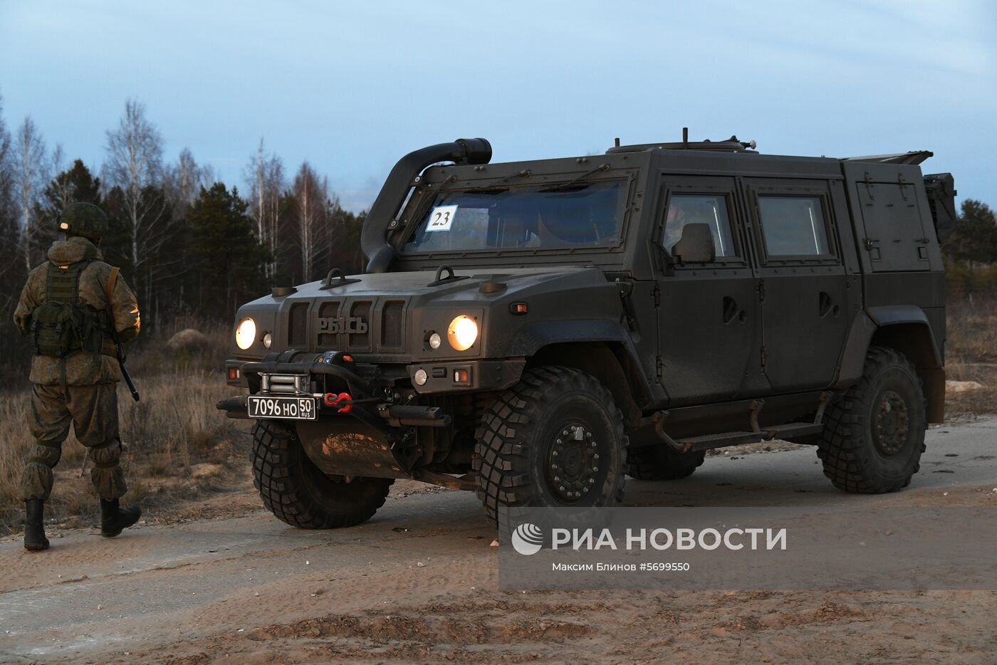 Сборы главного автобронетанкового управления на полигоне в Мулино