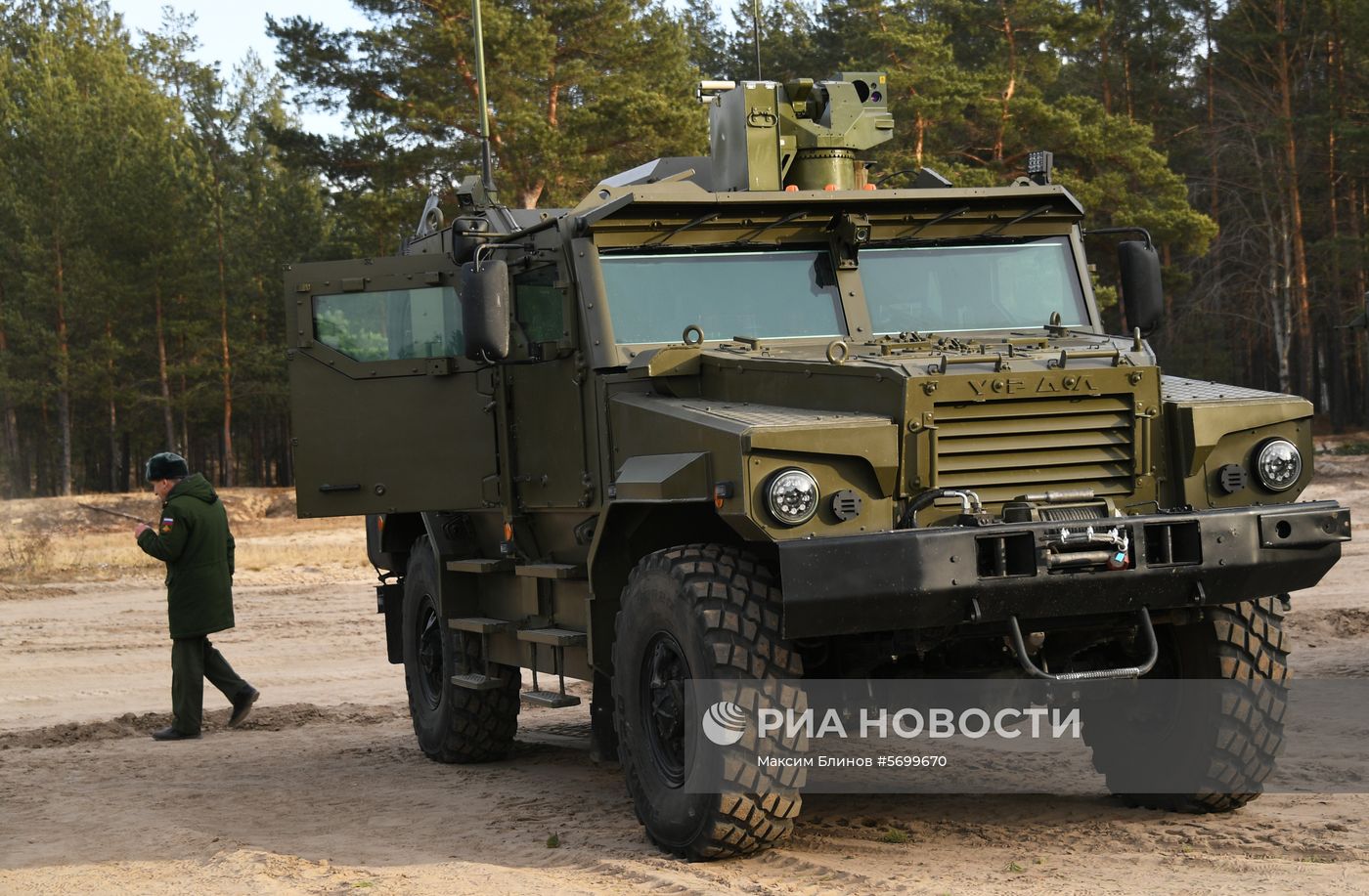 Сборы главного автобронетанкового управления на полигоне в Мулино