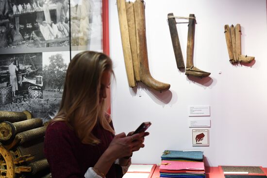 Выставка "Валенки. От царских дворцов до модных подиумов"