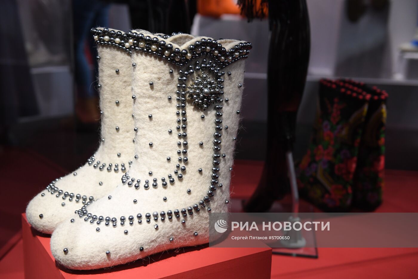 Выставка "Валенки. От царских дворцов до модных подиумов"