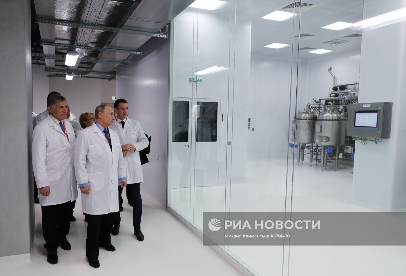 Рабочая поездка президента РФ В. Путина в Ленинградскую область