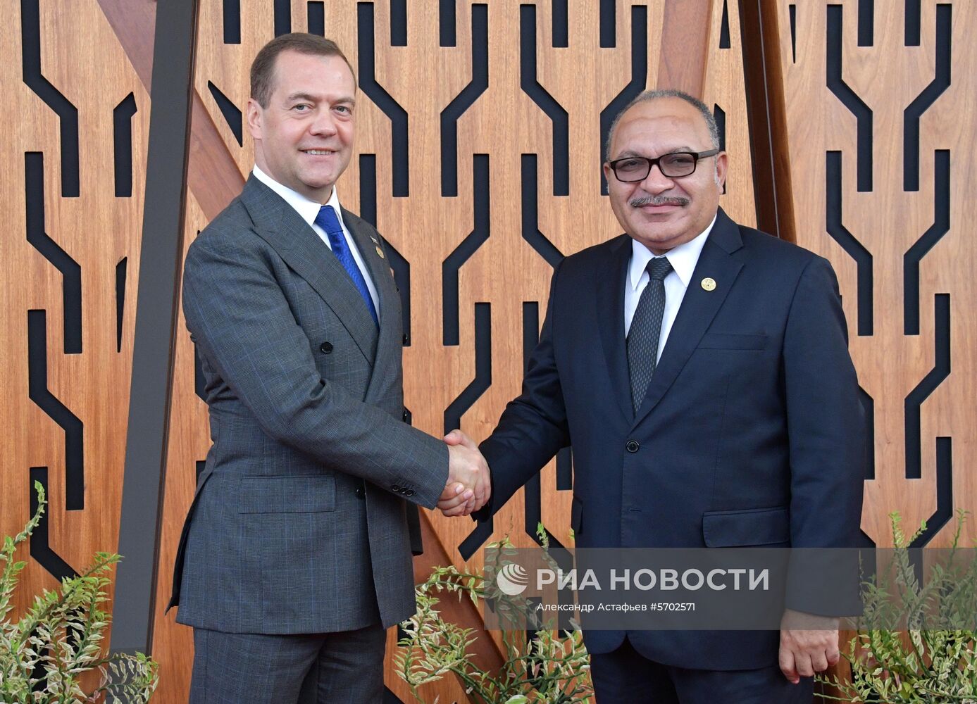 Премьер-министр РФ Д. Медведев на саммите АТЭС в Папуа – Новой Гвинее