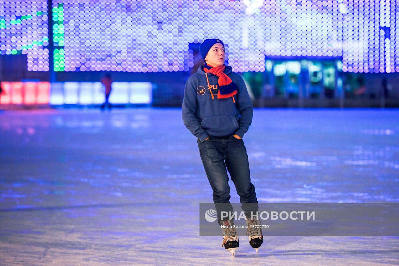 В Москве открылись катки с искусственным льдом