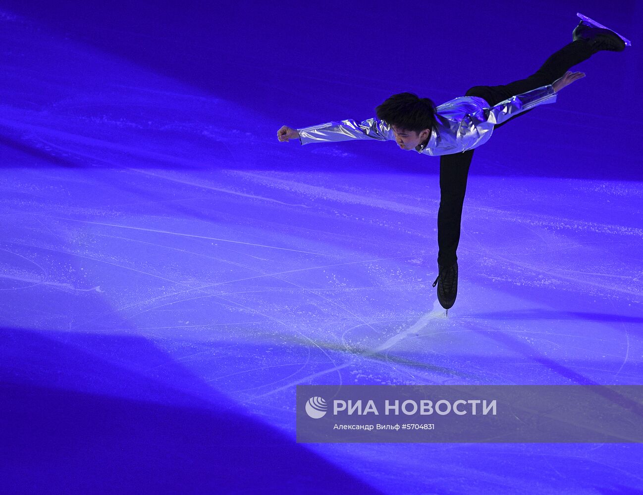 Фигурное катание. V этап Гран-при. Показательные выступления