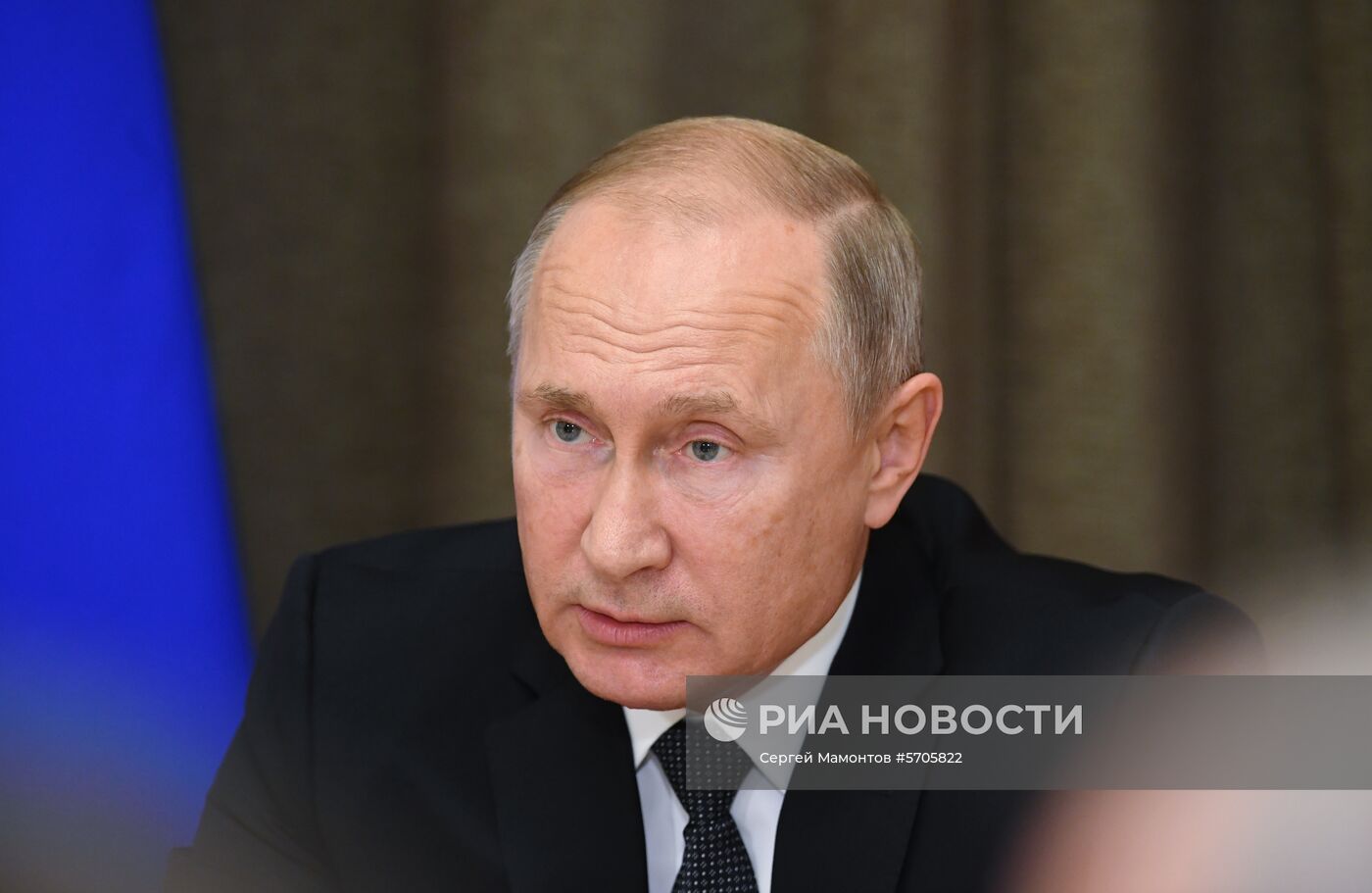 Президент РФ В. Путин провел совещание с руководством Минобороны РФ