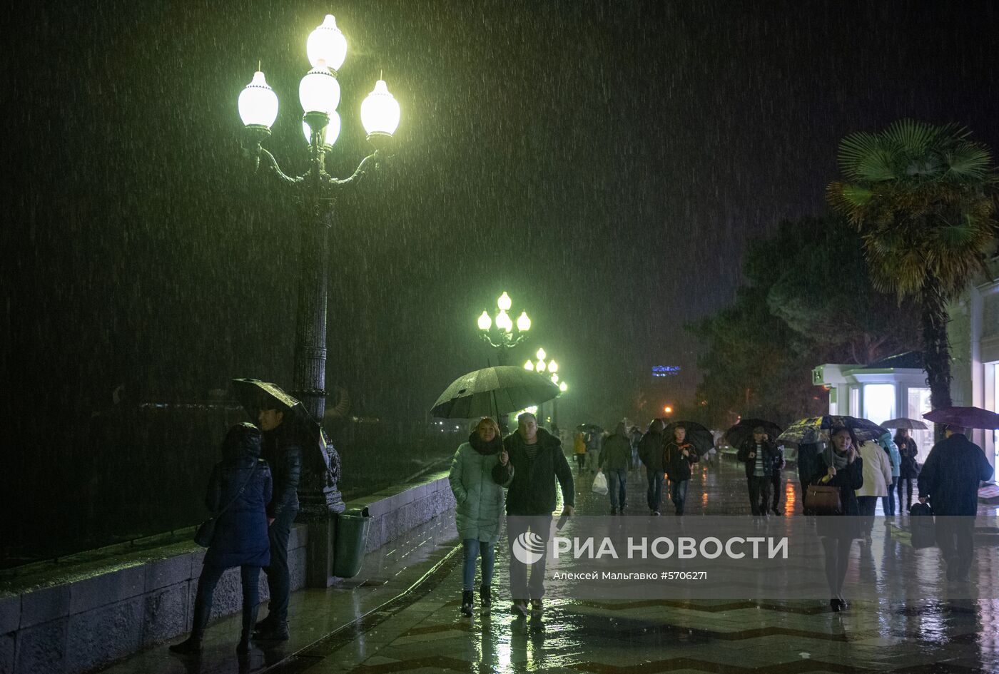 Ливневый дождь в Ялте