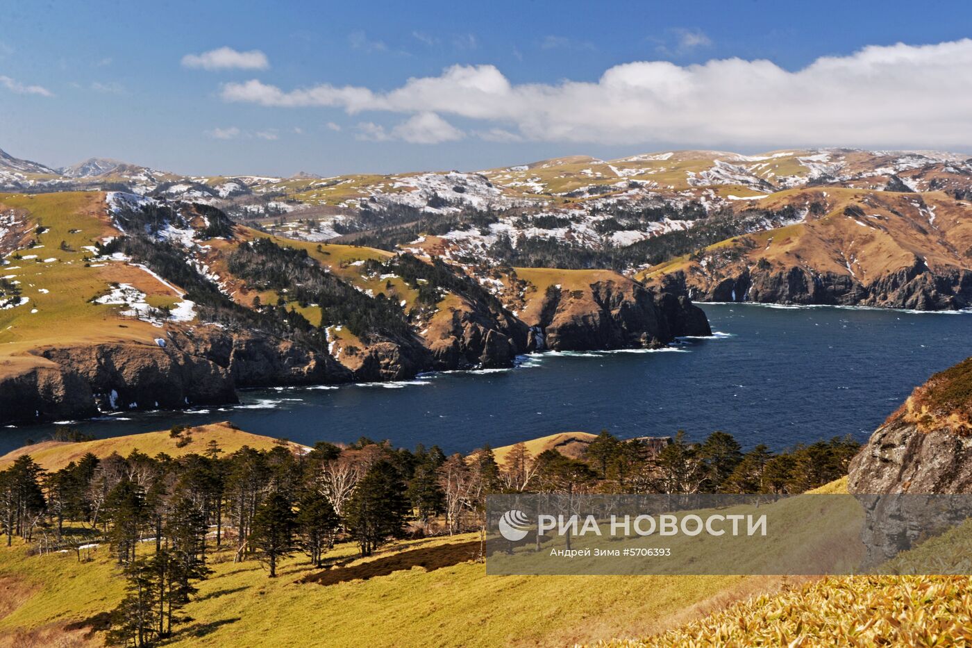 Остров Шикотан Сахалинской области. Самый крупный остров Малой гряды Курильских островов. Место: Россия, Сахалинская область. Автор: Андрей Зима/РИА Новости. Остров Шикотан