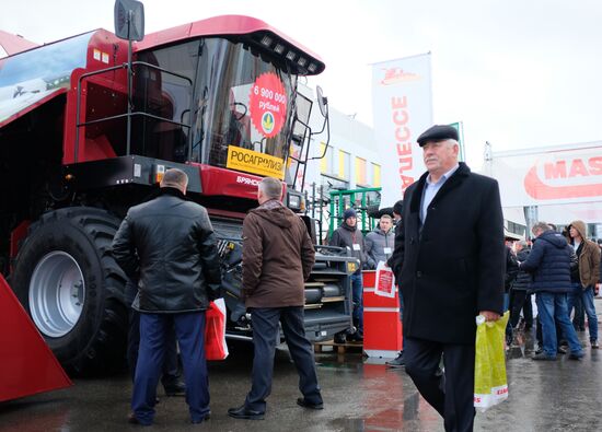 Выставка сельхозтехники "ЮГАГРО" в Краснодаре