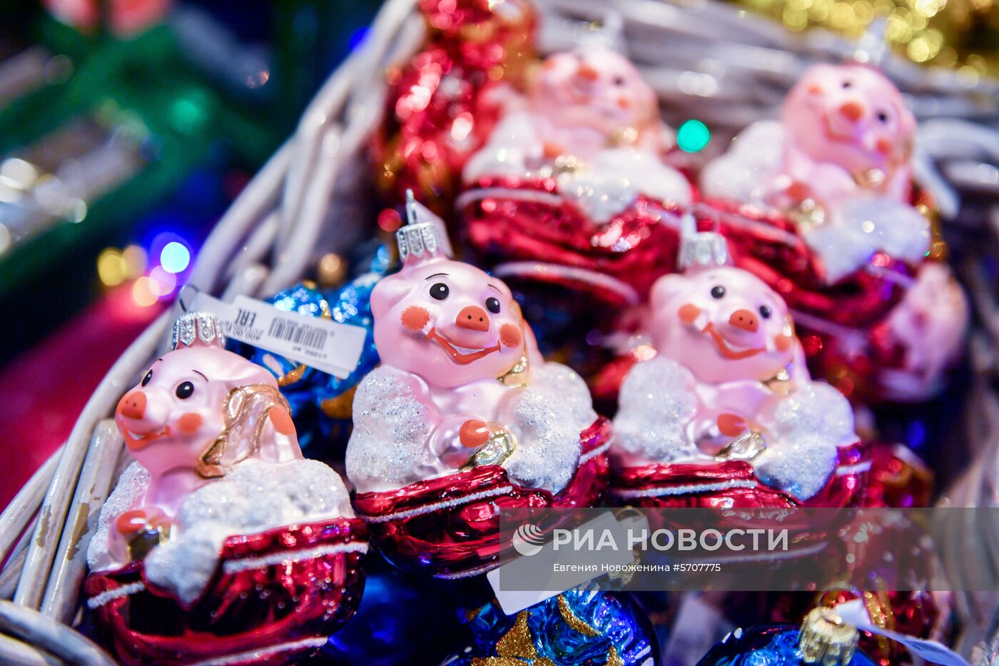 Новогоднее украшение ГУМа