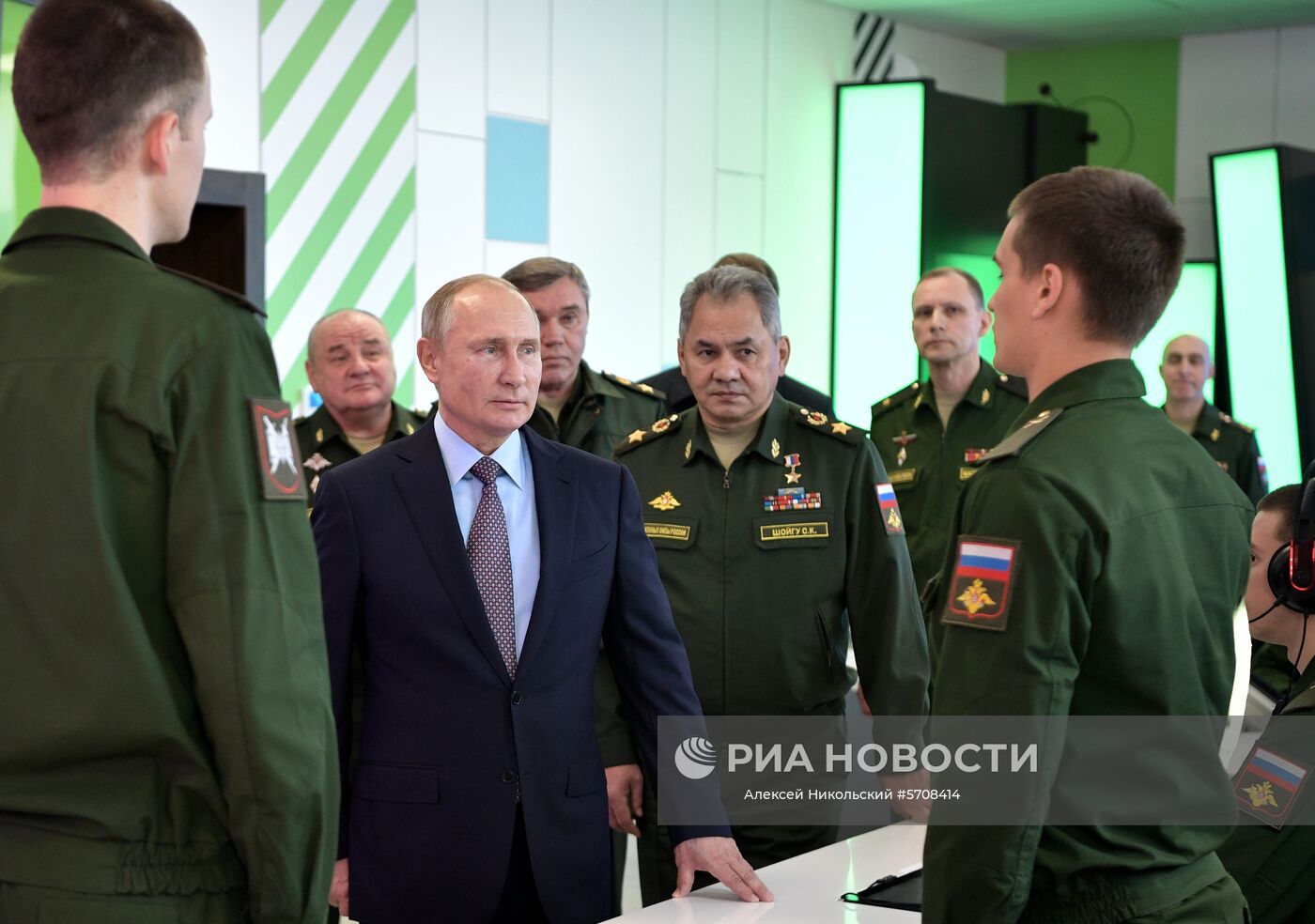 Рабочая поездка президента РФ В. Путина в Анапу