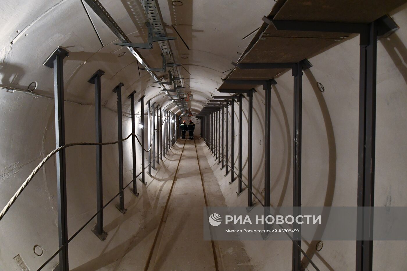 Оснащение инженерными системами кабельного коллектора "Пресня"