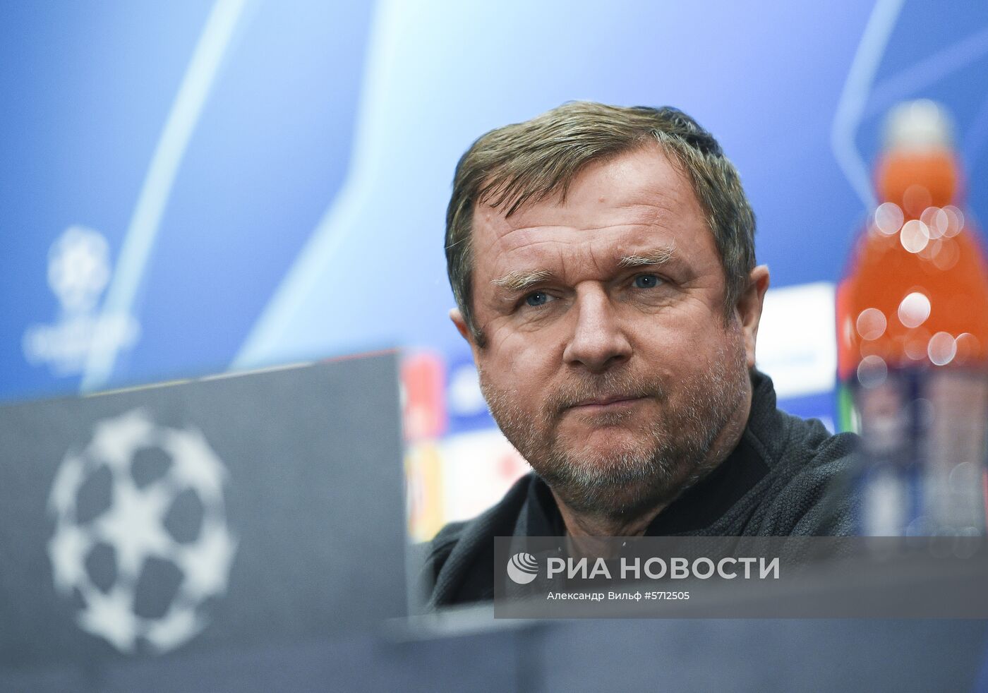 Футбол. Лига чемпионов. Тренировка ФК "Виктория"