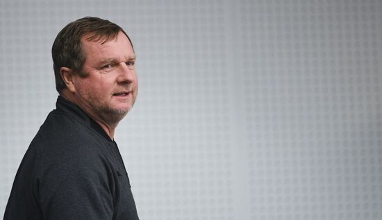 Футбол. Лига чемпионов. Тренировка ФК "Виктория"