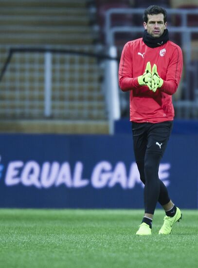 Футбол. Лига чемпионов. Тренировка ФК "Виктория"