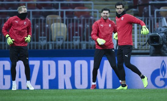 Футбол. Лига чемпионов. Тренировка ФК "Виктория"