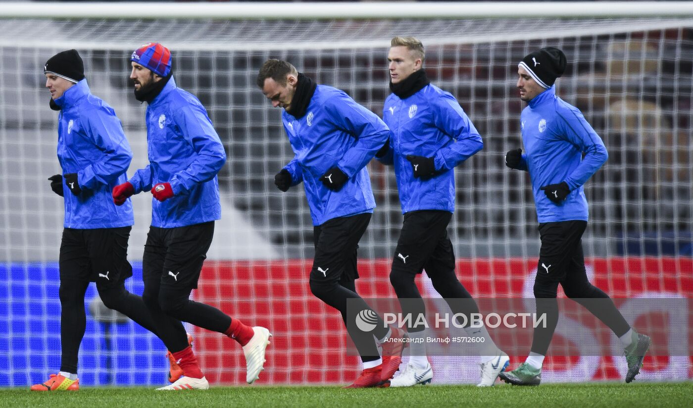 Футбол. Лига чемпионов. Тренировка ФК "Виктория"