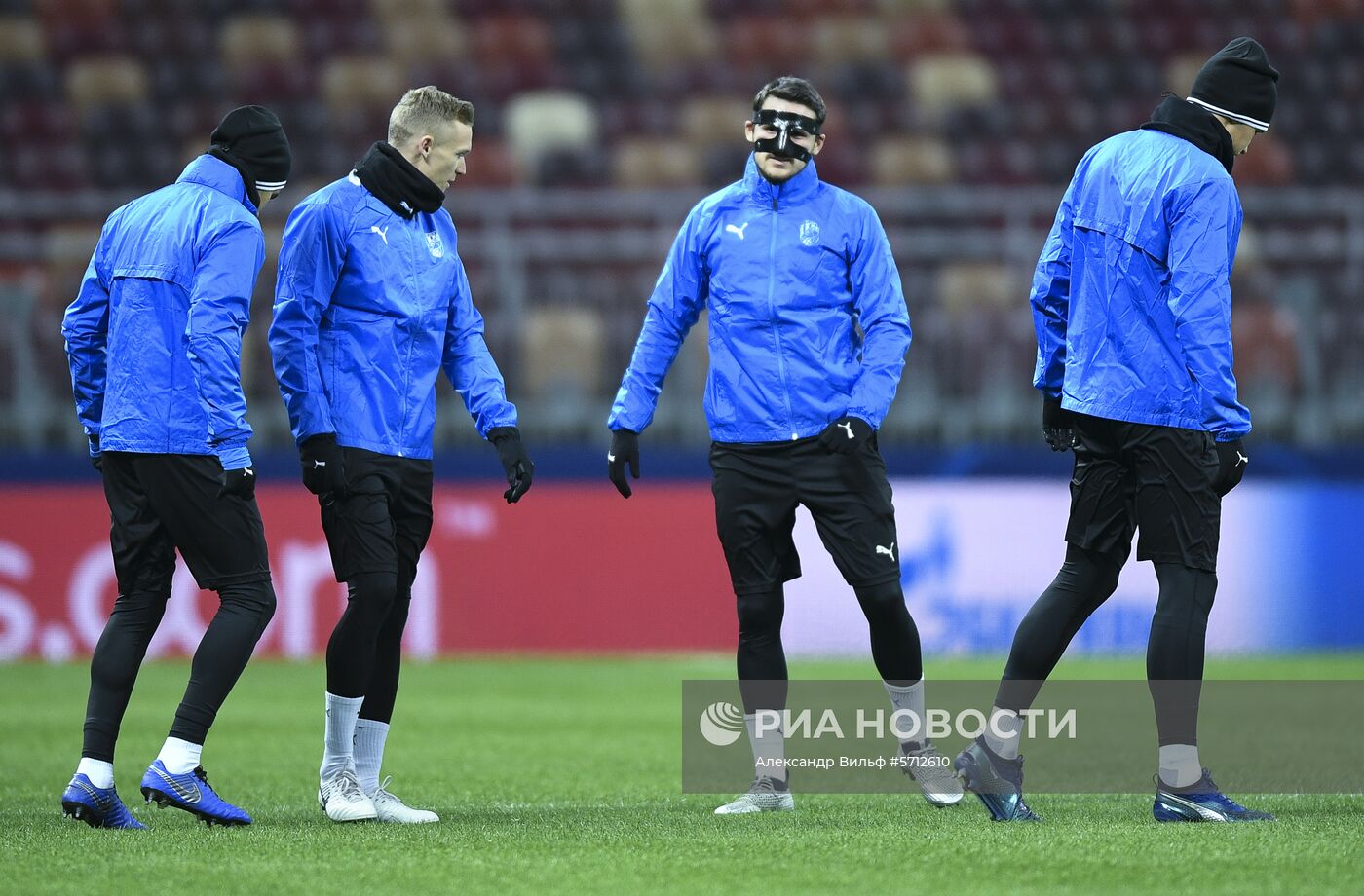 Футбол. Лига чемпионов. Тренировка ФК "Виктория"