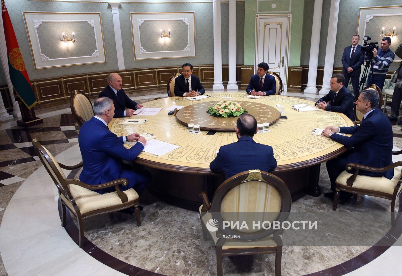 Премьер-министр РФ Д. Медведев на Евразийском межправительственном совете в Минске