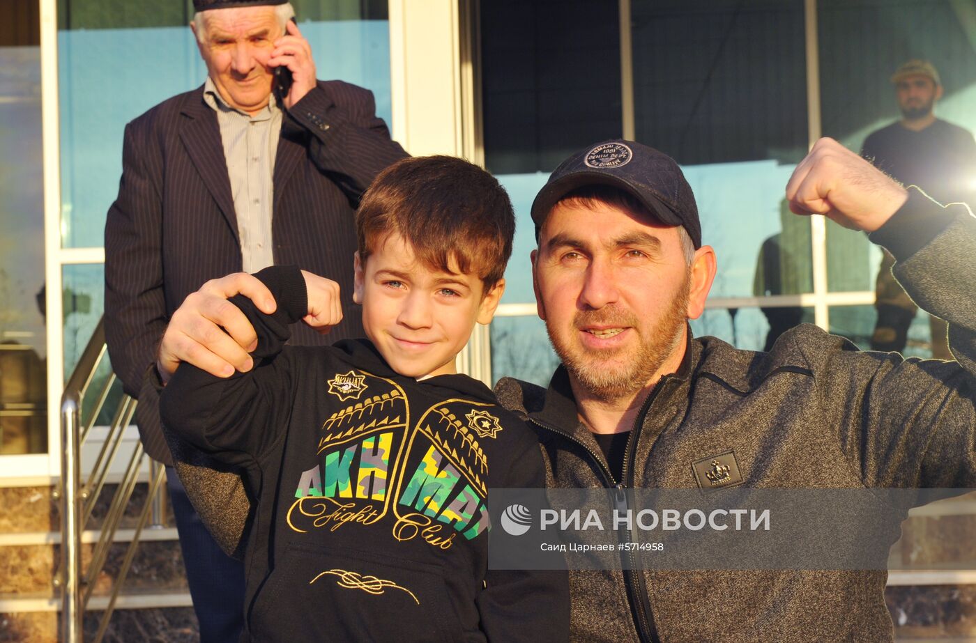 Попытка установления рекорда по отжиманию пятилетним мальчиком из Чечни