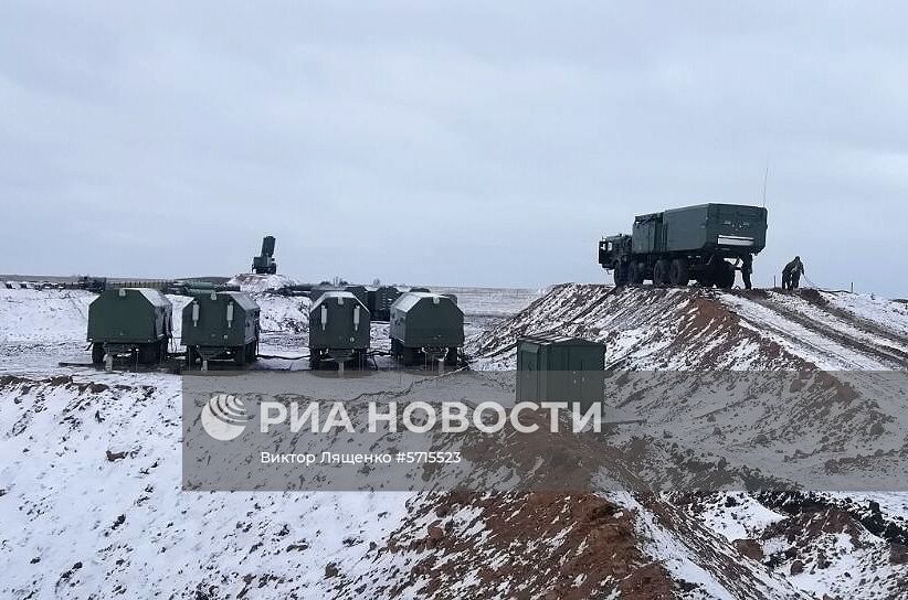 Дивизион С-400 "Триумф" заступил на боевое дежурство в Крыму