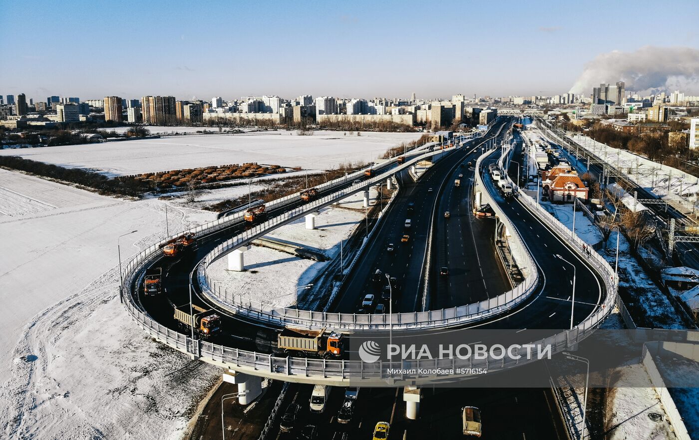 Мэр Москвы С. Собянин открыл новую эстакаду на севере Москвы