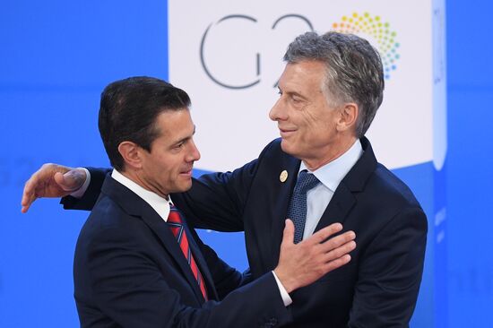 Официальный визит президента РФ В. Путина в Аргентину