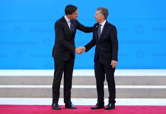 Официальный визит президента РФ В. Путина в Аргентину