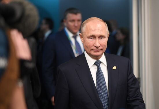 Официальный визит президента РФ В. Путина в Аргентину