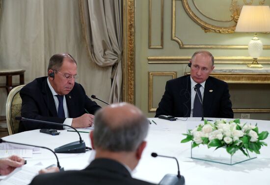 Официальный визит президента РФ В. Путина в Аргентину