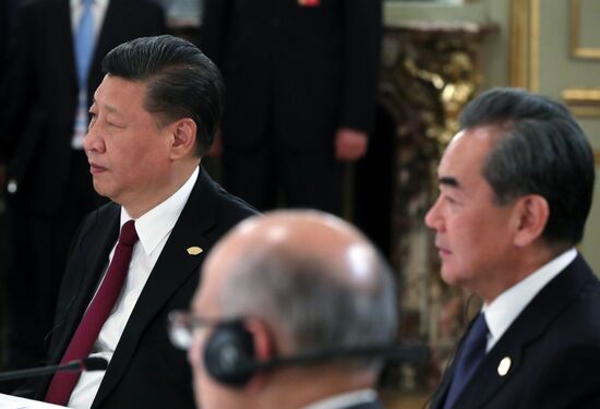 Официальный визит президента РФ В. Путина в Аргентину