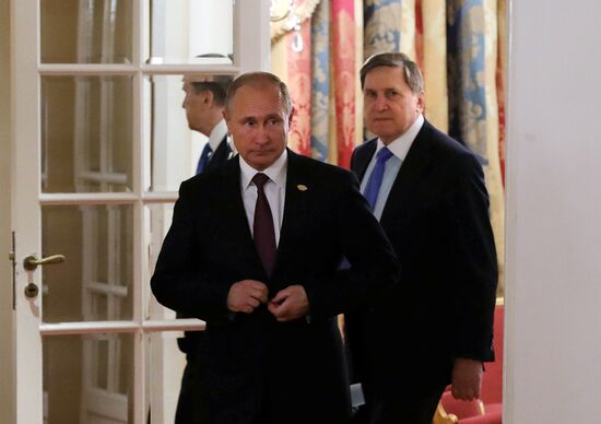 Официальный визит президента РФ В. Путина в Аргентину. День второй