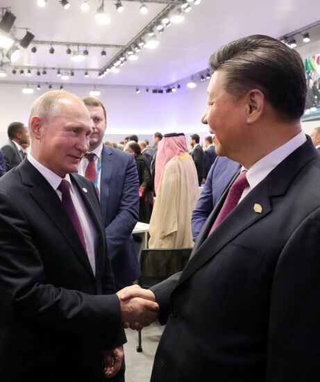 Официальный визит президента РФ В. Путина в Аргентину. День второй